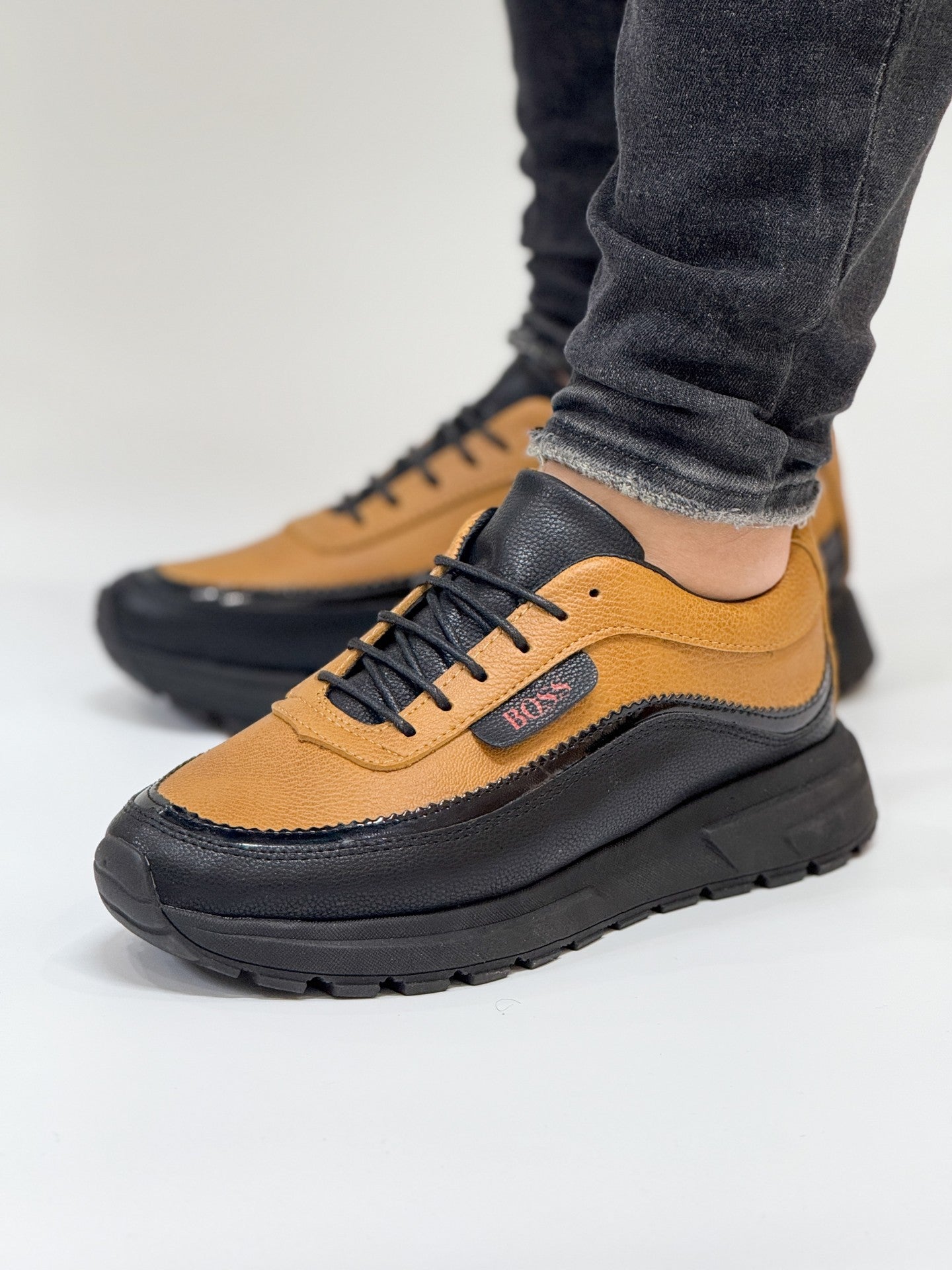 CHAUSSURE - Model Boss