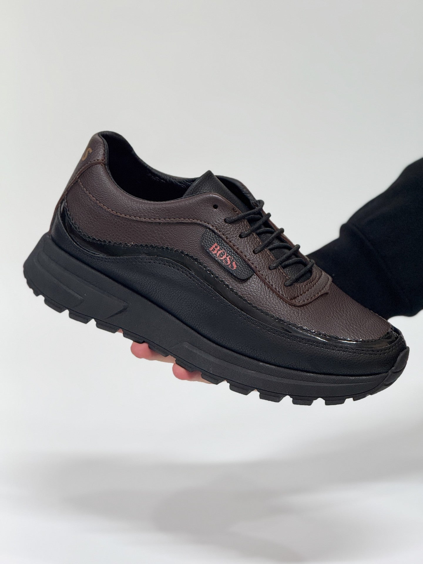 CHAUSSURE - Model Boss