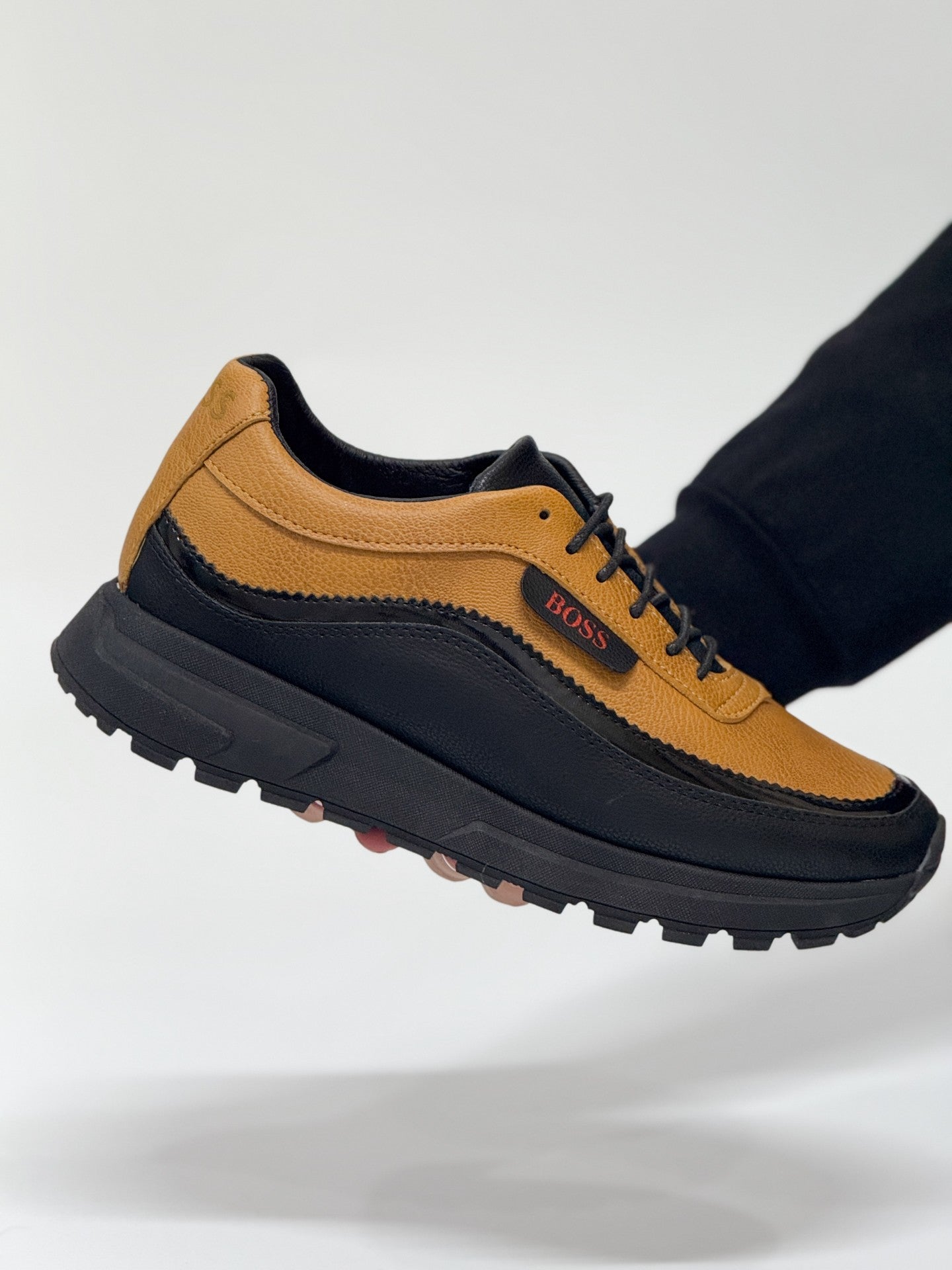 CHAUSSURE - Model Boss